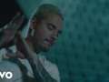 Me ha gustado un vídeo de YouTube ( - J Balvin - Bobo).
