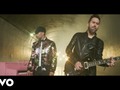 Me ha gustado un vídeo de YouTube ( - Camila - Cianuro y Miel (Video Oficial)).