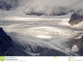 Alien looking natural landscape in a remote glacier in Svalbard. #250pxrtg #photography #alien #arctic