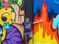 Oiga, deberían cómo rotar un poco la playlist de la música de sus tiendas, cada hora suena lo mismo que asca…
