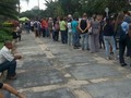 #26Oct Tras cadena por WhatsApp, más de 500 personas en lista esperan por vacunas frente al Cristal, Naguanagua. In…