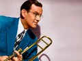 ♻️ El caso Glenn Miller: ¿Accidente aéreo, conspiración militar o una noche de excesos?...