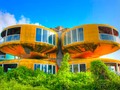 📌 Arquitectura y misterio. Este resort vacacional futurista fue abandonado a causa de la superstición...
