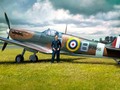 🌵 Douglas Bader: el piloto sin piernas que consiguió la admiración del bando enemigo...