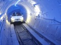 🎱 Elon Musk abre el primer túnel subterráneo para aliviar el tráfico en Los Ángeles...