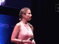 I added a video to a YouTube playlist Entrenamiento de Productos | Jennifer Loeben - Imperial Diamante