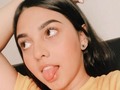 Chiquitita pa hablarte claro lo que yo quiero es: -Perrearte. -Besarte. -Guayarte. -Mimarte. -Tocarte. -Sobarte…