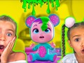 Me ha gustado un vídeo de YouTube ( - Las Ratitas juegan con la NUEVA CASA de BEBES LLORONES LÁGRIMAS