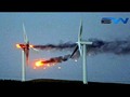 Aerogeneradores destruyéndose