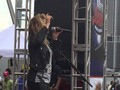 Me gustó un video de YouTube Nobody Love - Tori Kelly live NYC 2nd Annual Mets Festival