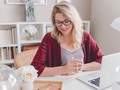 Está bueno como abarcan el asunto de las creencias limitantes en relación al dinero.