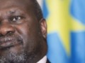 South Sudan conflict: Sacked VP Riek Machar goes into exile