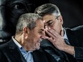 Svako svakog kupuje. To je objašnjenje za sve "tamo gore":