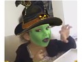 Olivia Alfonso y un divertido video anticipando Abracadabra