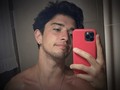 La polémica propuesta Julián Serrano