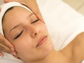 Pasos para realizar un masaje facial via maquillajebello DeGuapas