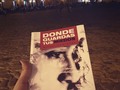 Y esta vez les traigo el libro de marenasescribe en la Plaza mayor de Villa de Leyva pero de noche, aun mas hermos…