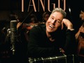 Dale play ⏯️ al Tango con Ricardo Montaner! El día que me quieras de montanertwiter 🎤 🔗 Hecho a Mano Music 💿✋