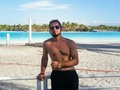 A las pollitas si les gusta subir videos y fotos de bailarines y stripers y to cool. Pero un hombre sube una foto cā¦