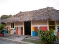 La Ruta del Color Pa que vean ustedes están pintando Las Casas de Palma y bahareque en Betulia Sucre y están quedando bien Bacanas, esperen en menos de na el Video