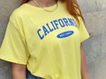 ¡Hola chicas! ¿Buscas esa camiseta perfecta para verte genial y sentirte cómoda al mismo tiempo? ¡Tenemos justo lo que necesitas! Nuestra última colección de camisetas de dama está lista para llevarte al siguiente nivel. Con diseños únicos y divertidos, estamos seguros de que encontrarás algo que te encantará. Desde frases motivadoras hasta estampados audaces, ¡tenemos todo lo que necesitas para complementar tu estilo personal! Así que no esperes más, visita nuestra tienda en línea y consigue tu nueva camiseta favorita hoy mismo. #CamisetasDeDama #EstiloYComodidad #EleganciaModa #ColeccionDeTShirts #EncuentraTuLookEnLinea. ¡Sigue nuestro perfil para más inspiración de moda y novedades!!