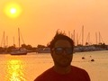 “He visto atardeceres con un sol, que valen más que mil lunas”.  • #yo •  ¡Feliz noche para todos! ❤️  Me hubiera dicho mi abuela, <“Mijo”, muy bonito todo, la frase y el paisaje, pero péinese para la foto>😂😂😂  … me acordé de ella😂❤️  #atardecer #sunset #sunsetlovers #sunsetphotography #atardeceres #atardeceresmagicos #atardeceresmágicos #venezuela #atardecervenezolano #atardeceresvenezolanos