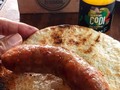 Domingo de Amor y Amista con arepa y chorizo con JALAPEÑO DULCE  De @ajis_codi ... MAS AMOR IMPOSIBLE!!! Ya pediste tus CODI con el código CODILOVE te damos el 10% PIDE YAAAA!!!! #ADICTOACODI #amorysmistad  #salsaspicantes  #hotsauce  #handcrafted  #salsascolombianas  #arepa #arepaconchorizo