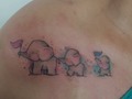 #tattoolife #tattoopasion #tattoo #familia #familiatattoo #elefantes #bogotatattoo #inklove #eternalink #trazos #minimalism #minimalistatattoo