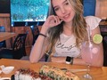 Mi plan favorito🐷😋 Sabían que viviendo a comer a @sushifunandwok pueden participar para ganarse 1 MILLÓN DE PESOS (500mil en efectivo y 500mil en comida) Vayan a su perfil para conocer las instrucciones🤩