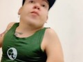 A que edad fue tu primer beso? El mío a los 13 y esa niña me hizo mero lavado gastrointestinal prácticamente pero fue bello 🥰 Si aún existe esa persona, menciónala 🤭😂 #TeamLittle 🛴