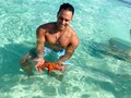 Solo queda disfrutar de los días de vacaciones, de aquí en adelante nos vienen trabajo sin excusas, debo ayudar a personas a mejorar su salud y cambiar su estilo de vida por uno mejor, tu no pierda más tiempo, a comenzar con todo, ceroexcusas excusas #ceroexcusas #disciplina #dedicacion #entrenarapfit #enfocate @everlastlatino @smartfitpa @culturismo_colombia @culturismo_latino_ @latin.culturismo @hispanovenezuelaculturista @productosgympty @culturismo1 @robert_hospedales @culturismoyroids @coulturismo_colombia @culturismo_latino_ @latin.culturismo @fisicoculturismo_panama @xpower.panama @gorrillaswear soukpanama
