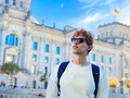 Este es El edificio del Reichstag: En otras palabras el Parlamento De Alemania, es el lugar en donde se toman las decisiones más importantes para el País, una de las economías más fuertes de Europa e incluso del mundo…Este edificio tiene sus puertas abiertas al público y cuenta con una de las mejores vistas de la capital alemana!!! 🇩🇪  Nota: Los tiquetes online son mas difíciles de conseguir, una vez estés allá vas al punto de atención con tu pasaporte te dan la entrada para ver una de las mejores vistas de la capital Alemana  #berlin #alemania #germany #reichstag #berlingermany #travel #Europa #europe #viajar #alextrips
