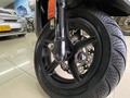 Yamaha BWS FI 2019 • Inyección • 9.000 Kms • 125 Cc • Llantas originales • Edición Gris-Negro • Como nueva • Verla es comprarla • $7.900.000 • Info 3196678876 • 🔺ALEX AUTOS. Vehículos garantizados y de calidad.🔻Centro de Manizales 📍 @ Alex Autos Manizales