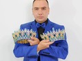 👑MISS Y MINI SUR DEL LAGO 2023👑  🔸 AGRADECIMIENTOS 🔸 Primeramente gracias a Dios por guiarme siempre en el camino 🙏  Gracias a mis padres Alba Zambrano @albazambrano1560 y Luis Noguera @luis_noguera1958 mi hermano @luisg.noguera y mi familia mis grandes pilares y apoyo incondicional sin ustedes no sería quien soy gracias a sus valores puedo salir con la frente en alto a ser ejemplo de respeto y sobre todo de humildad y perseverancia en cada paso que doy   A mí agrupación @agnzsomosestrellas por demostrar una vez más que son y serán un ejemplo de superación de esfuerzo y dedicación que ponen corazón y sobre todo brillan con una luz única que los hace especiales y ser siempre los mejores a dónde vayan ORGULLOSO DE USTDES HIJOS ⭐   A mi gran equipo de producción por su gran ayuda y gran esfuerzo para que cada detalle saliera perfecto  @juniorpeac  @maribelcorredordepena  @ruthmariafloresperez  @digmicrincon23  @yeiniirangel  @iris_deatencio   Gracias a nuestra diseñadora oficial  Wendy Cepeda   Gracias a nuestros fotógrafos oficiales   @fotopopvzla  @elyscreaciones16   Gracias a nuestros Estilistas Oficiales  @lunafashion21  @yennysmedina @dayanaalburjas   Gracias por su gran profesionalismo a nuestros animadores Oficiales  @yulibethascaniodepinto  @josequiroz_oficial   Escenografía  @agnzproducciones  @silviaguerrero317  @creacionesrubmary5   Pasarela  @lunafashion21  @rubiannypalmar   Gracias infinitas a  @caritascasigua  @parroquiastatrinidadcasigua   Sonido e iluminación  @theblackpower by @luis_noguera1958   Detalles y arreglos florales  @creacionesdarkevera   Coronas  @carlosqueros_palacios   Gracias infinitas a nuestros Municipios  FRANCISCO JAVIER PULGAR CATATUMBO COLON  JESÚS MARIA SEMPRUM PARROQUIA BARI PARROQUIA JMS  A los padres y REPRESENTANTES por confiar en nosotros en neñuestro trabajo y en este gran proyecto que tiene como objetivo hacer brillar a todas y cada una de nuestra reinas 👑  Una noche mágica llena de talento, derroche de belleza y glamour dónde todo demostramos el poder de los SUEÑOS ✨  Vivamos cada día con la esperanza de alcanzar lo que más anhela tu corazón siempre confiando en Dios y sobre todo en ti mismo❤️  GRACIAS  ⭐AGNZ⭐