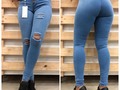 Virus jeans,aquí encontrarás ventas al por mayor y detal, estamos ubicados en el centro comercial el tesoro local 201A.  Celular: 3186082210, envíos nacionales. . . . . . . #moda #denim #denimlove #boutique #style #jeans #ropa #pantalones #colombia #medellin #cali #pasto #valledelcauca #peru #bolivia #cartagena #ecuador #pasto #argentina #santiagodecali #bogota.
