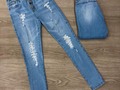 Virus jeans,aquí encontrarás ventas al por mayor y detal, estamos ubicados en el centro comercial el tesoro local 201A.  Celular: 3186082210, envíos nacionales. . . . . . . #moda #denim #denimlove #boutique #style #jeans #ropa #pantalones #colombia #medellin #cali #pasto #valledelcauca #peru #bolivia #cartagena #ecuador #pasto #argentina #santiagodecali #bogota.
