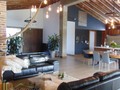 CASA DE LUJO  L L A N O G R A N D E Unidad Cerrada Código 2498 Área construida 445 m² Área de lote 1.693 m² Venta $ 2.700.000.00 Info ☎️ 311 366 80 61