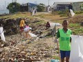 Otro día, otra limpieza! Cada día nos preocupa nuestra naturaleza, nuestras playas y oceanos. Queremos protegerlos, cuidarlos y rescatarlos.  En esta ocación fueron aproximadamente 125kilos sacados de la orilla de playa en Tierrabomba.  En esta semana de la #EmergenciaClimatica liderado por @fridaysforfuture.c nos unimos para lograr este importante objetivo #juntoshacemosmas #somosamigodelmar  #Limpiatuplaya  #mareslimpios