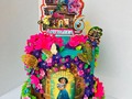🤯✨Encanto is not overcome✨🤯 I love this theme🥰💗 super colorful and fun🤩 .  .  .  .  #encantocake #encantodisney #encantomovie #encanto #cakeart #cakeamazing #cakesofinstagram #cakelover #cakemaker #cakedesign #cakeartistry #cakelife #cakeoftheday #cakelife #cakeinspiration #cakebaker #cakedaily #cakeideas #birthdaycake #vanillacake #trendingnow #buttercreamcake #fondantcake #cakedesigner #amscake #orlandoflorida