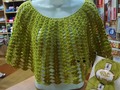 Muselina felicita a nuestra alumna de crochet nivel avanzado, capa abanico en crochet terminada.  Tejido con hilo de algodón mercerizado Trigo  Cantidad: 200 gramos   Nivel de dificultad: intermedio   ¿Quieres aprender a tejer?  comunicate a través de Whatsapp  📱 04141406208  ☎️ Telf tienda 0212 2573172   #muselina #modacrochet #mercerias #merceriasencaracas #materialesparatejer #yositejo #crocheteras #caracas #elcafetal #baruta #chacao #macaracuay