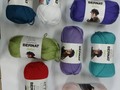 SATIN importado de Canadá 🧶 ovillo de 💯 gramos  Nro. 4 mm  Ganchillo 5 mm  Dos agujas 5 mm 💯% acrílico  Bellos colores 🌈 disponible 🧶🧶🧶.  Realiza tu pedido por Whatsapp  📱 04141406208 ☎️ Telf tienda 0212 2573172 🛵 Disponible delivery 🚛 Envíos nacionales  Tejer con Satin es tener un aspecto suave, además de dar un acabado sedoso, sencillamente espectacular 🧶 #lanasbernat #lanasyagujas #lanasparatejer #lanaterapia #yolotejo #merceriasencaracas #merceriasonline #merceriacondelivery #merceriadevenezuela #mercerias #mujeresquetejen #muselina #macaracuay #baruta #chacao #elhatillo