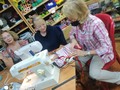 Muselina felicita a las participantes del seminario iniciación máquina de coser 🧵, aprendiendo a utilizarla, conocer las diferentes puntadas, y comenzando aprender a coser, pegar cierre, elástico y hacer ojal, ideal para realizar lo básico en casa, y si te gusta coser 🧵 aquí te enseñamos para que emprendas en casa y tengas tu propio negocio de #arreglosderopa  Para información puedes contactarnos a través de Whatsapp 📱 04141406208  ☎️ Telf tienda 0212 2573172   #aprendeyemprende #corteycostura #abcdelamaquina #yosilohago  #hazlotumismo #caracas #macaracuay #arteyoficio