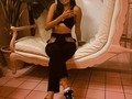 Maddy vibes 🪩  . . . . . Dispuesta a pasármelo increíble, pero me dió un ataque de pánico y colapse mentalmente. No se lo deseo a nadie, y a quienes lo pasan les mando un fuerte abrazo y mucho cariño. Nunca nadie podrá entender cómo el cerebro puede jugar en nuestra contra de un segundo a otro. Pero así es la salud mental, hay momentos buenos y otros malos. Ningún proceso es lineal, y aunque ahora esté cruzando uno difícil, pronto volveremos a brillar bonito. ✨