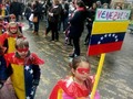 Niños de un colegio de Coruña- Galicia arrancaron lágrimas con este bello gesto. Los pequeñitos se disfrazaron de "superhéroes venezolanos", como un mensaje de apoyo al pueblo que atraviesa por una difícil situación política y social  #españa #venezuela #galicia #10Feb