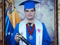 Estoy orgullosa de ti, hijo Te amo mucho.🎓🎓🍾🍾🍾😏😃❤❤❤❤❤🖤🖤🖤🖤