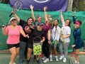 Quieres empezar a jugar tenis? Mantente en forma, se parte de un gran grupo y de la disciplinada más completa. Escríbenos para que hagas tu clase de prueba GRATUITA! Forma parte de EAT, forma parte de Escuela Andrew Tennis 🤙🏻💜🎾