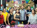 Celebrando la Vida con las personas que más amo, gracias por tus detalles y felicitaciones que Dios les bendiga 🙏♥️