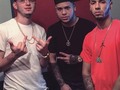 Un Mega #TBT Lary Over, Almighty y Anuel AA. ¿Qué canción salen los tres juntos? Vamos a ver si sabes... [📸 vía @anuelpreviews ] #metrourbano @anuel_2blea @laryover @almightytgc