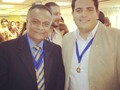Acå mi colega, amigo y compañero de labores @JoseLuisYepez condecorados Orden Don #MarianoKossowski un honor recibir tal reconocimiento junto a un comunicador admirable