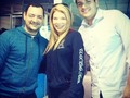 8:45am ya estamos en 94.1 fm @941lafm @gigientrenotas @daniel_buho en minutos iniciamos #EntreNotas aunque ud no lo crea jaja